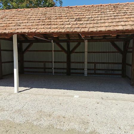 Apartman I Soba Hadela Sveti Martin Na Muri Exterior foto